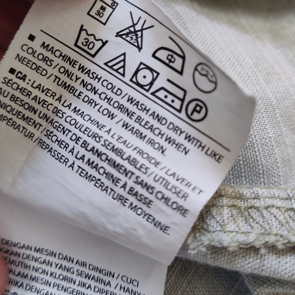 Old Navy Camo Button‎ Down Shirt Long Sleeve Top Size Medium Green Cotton - Picture 5 of 10